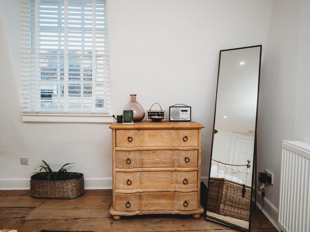 Pass The Keys Stylish 2 Bed Eco Flat In The Heart Of Bath Lejlighed Eksteriør billede
