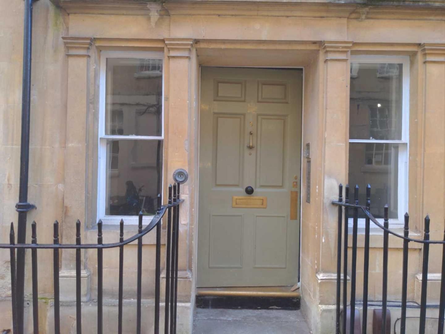 Pass The Keys Stylish 2 Bed Eco Flat In The Heart Of Bath Lejlighed Eksteriør billede